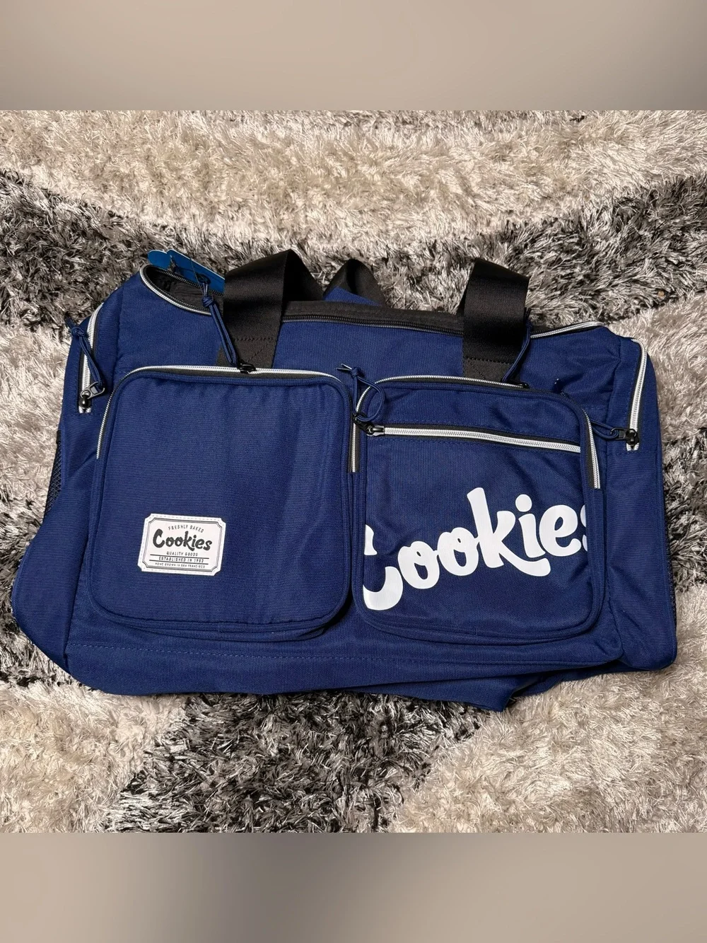 Cookies Heritage Smell Proof Duffle Bag Navy 48L Travel Gym Bag NWT